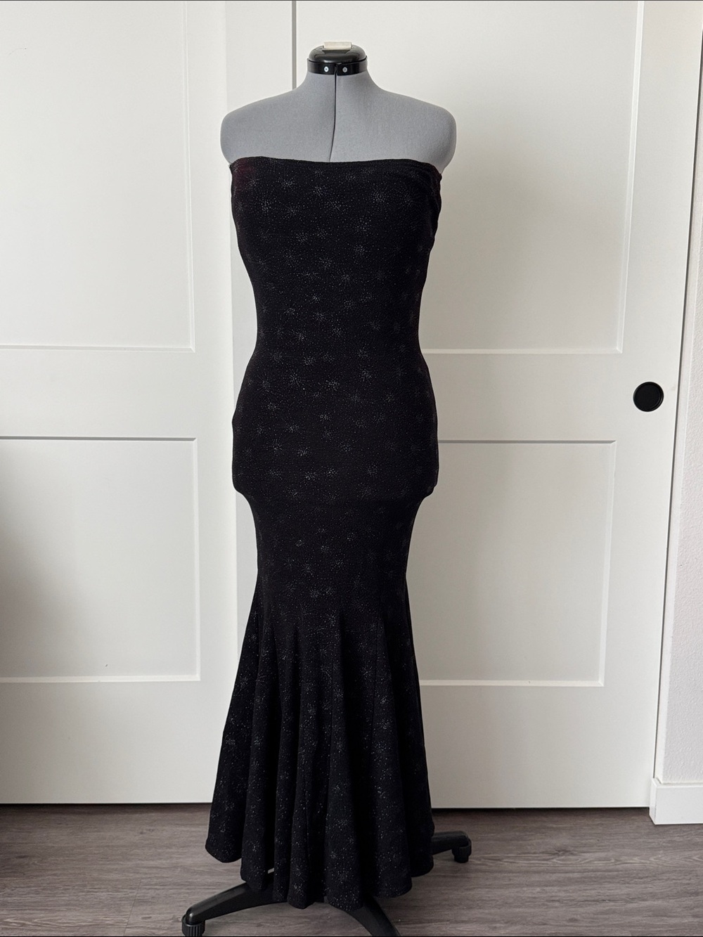 Jessica McClintock Millennium 2000 Strapless Firework Maxi Fishtail Gown